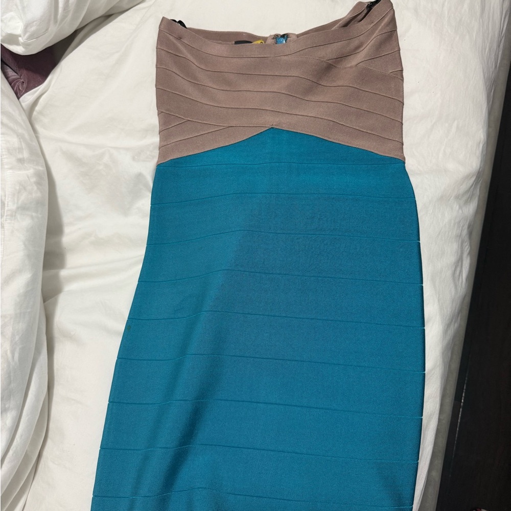 Elegant Teal and Tan Dress